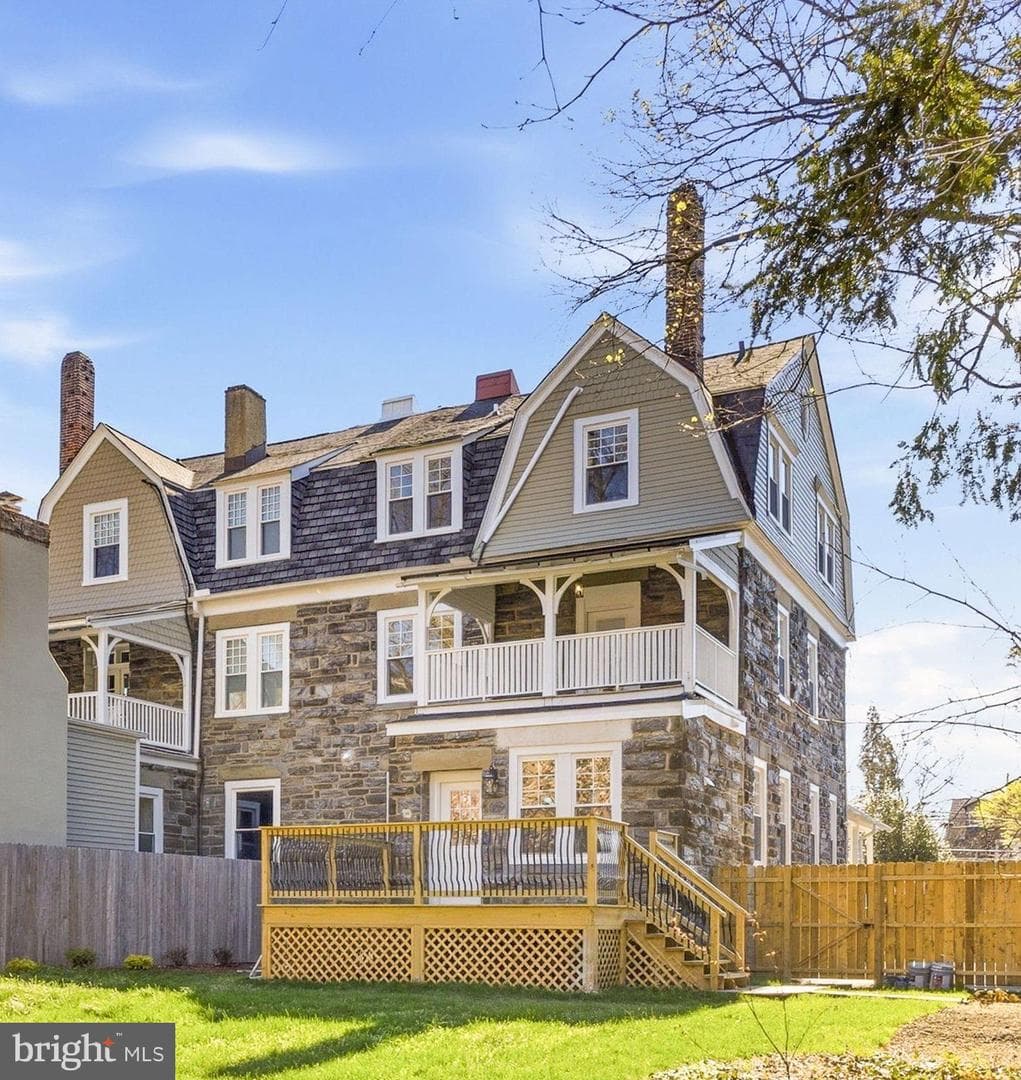 205 W Highland Avenue photo 47