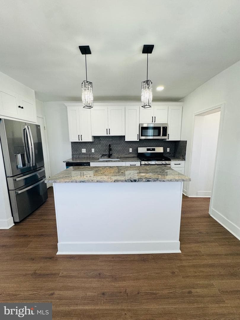 485 Robbins Street photo 10