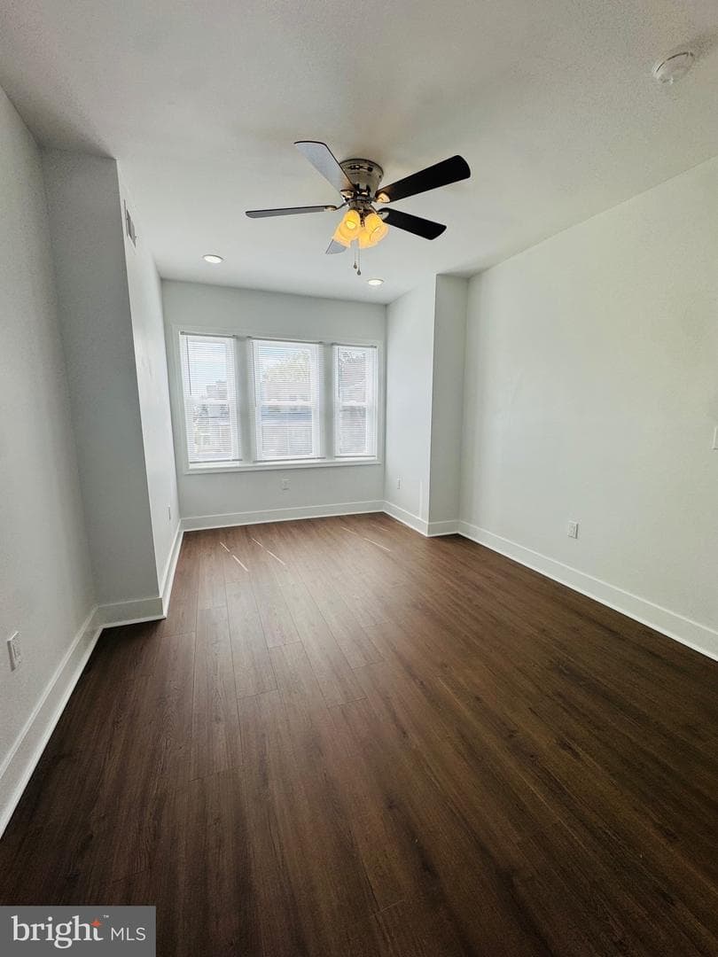 485 Robbins Street photo 27