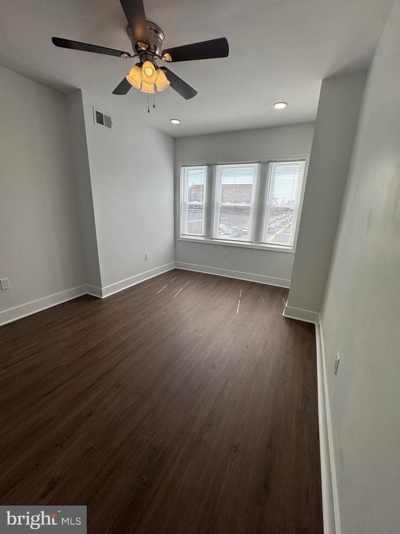 485 Robbins Street photo 28