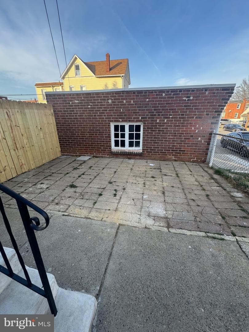 485 Robbins Street photo 66