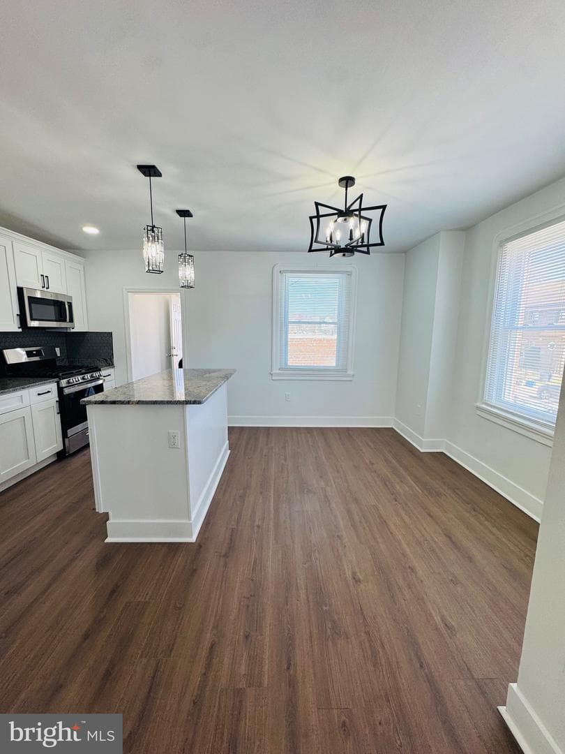 485 Robbins Street photo 7