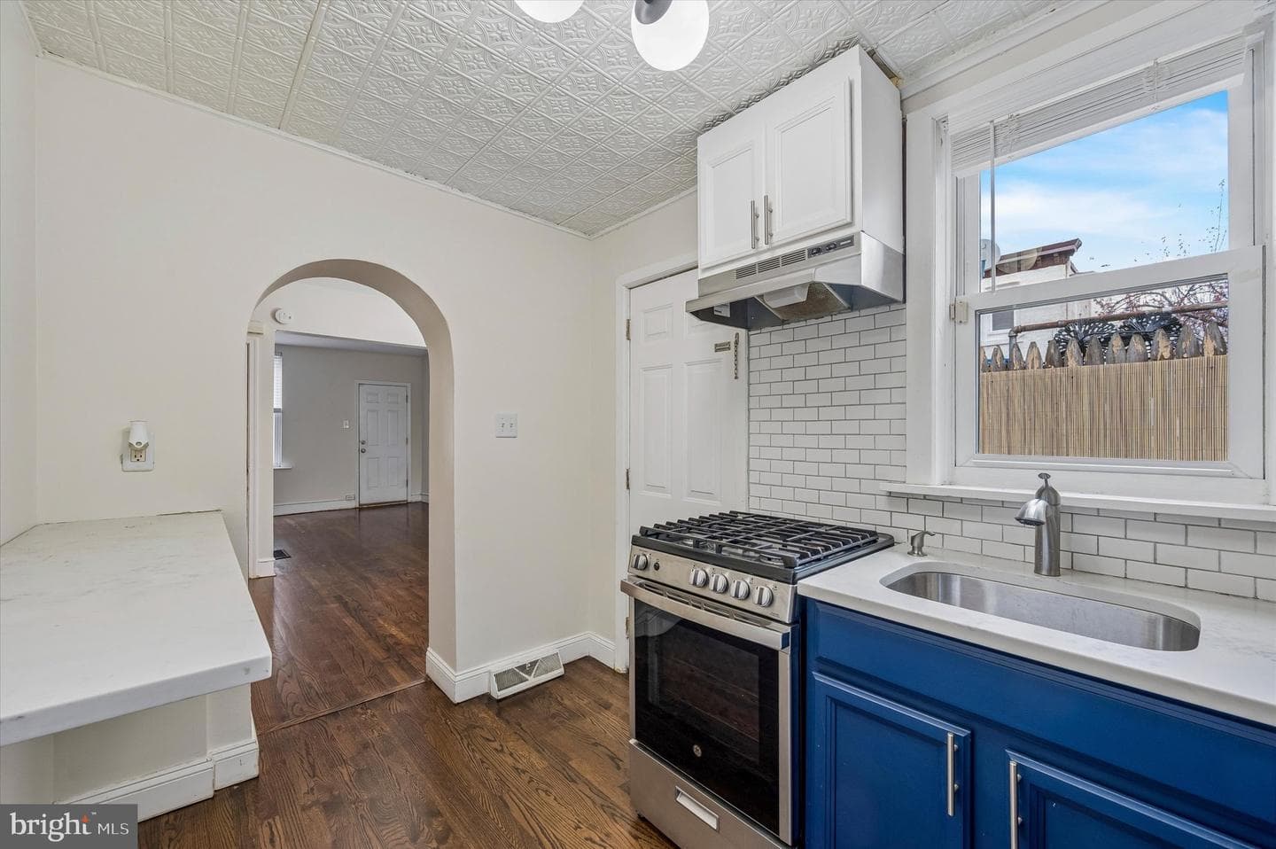 2531 Webb Street photo 10
