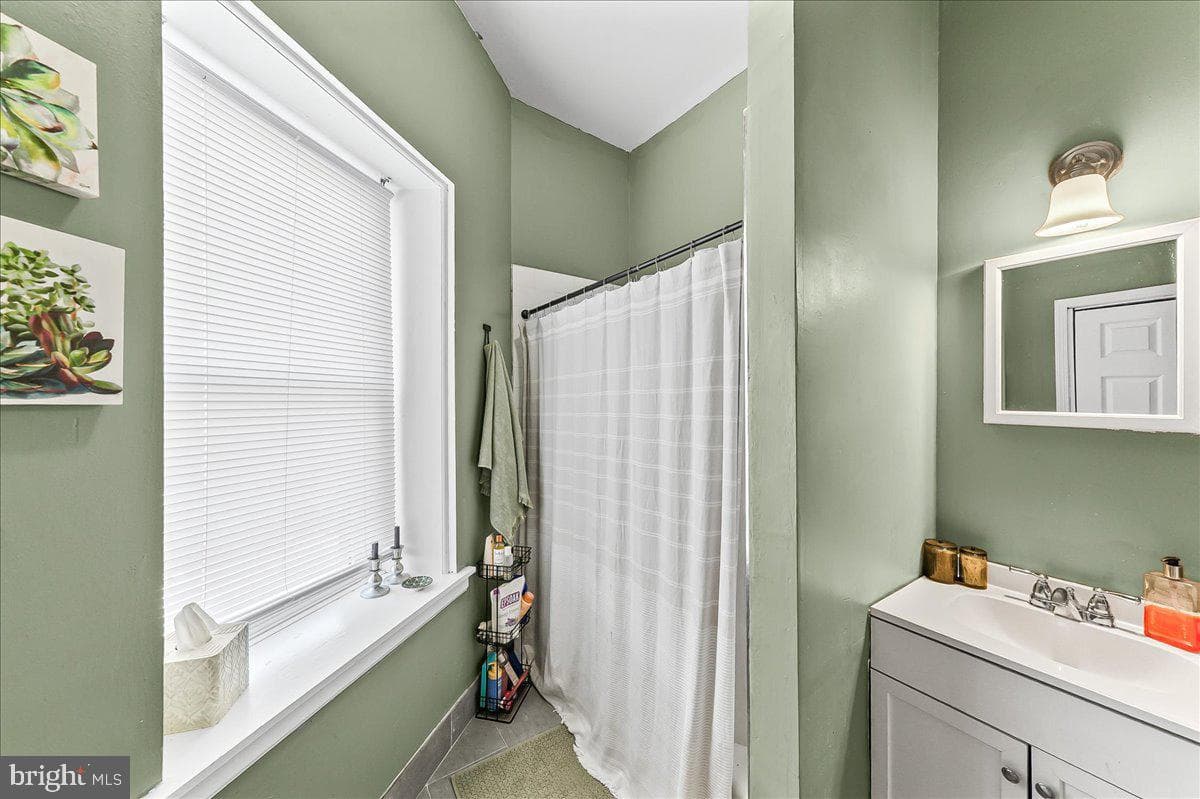 3517 Indian Queen Lane photo 27