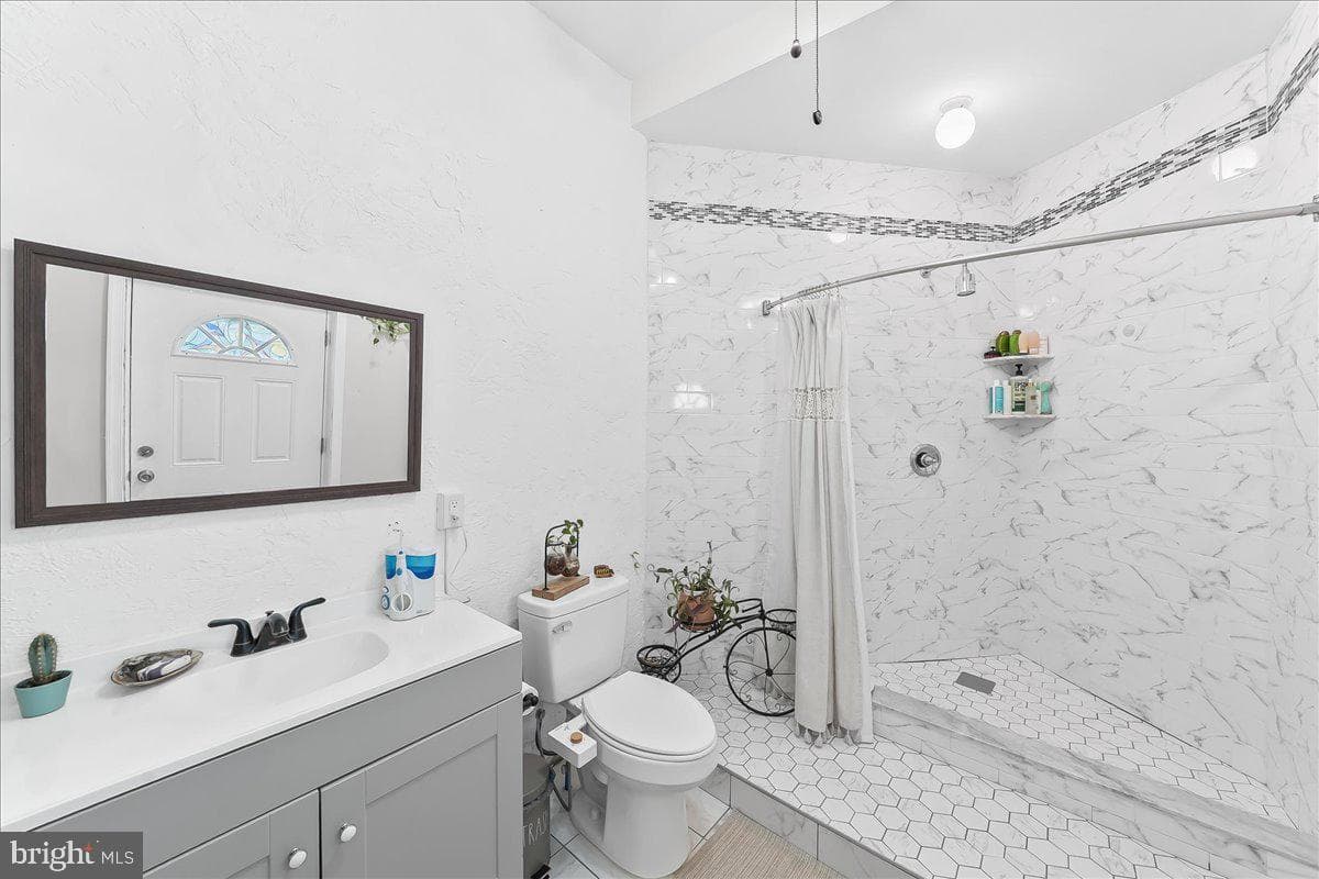 3517 Indian Queen Lane photo 36