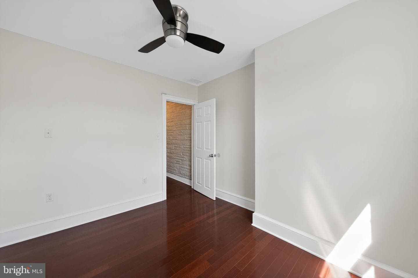 2627 S Camac Street photo 15