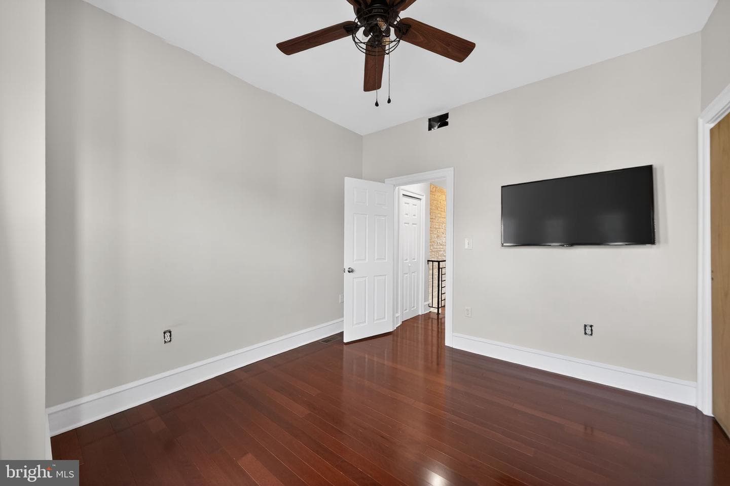 2627 S Camac Street photo 19