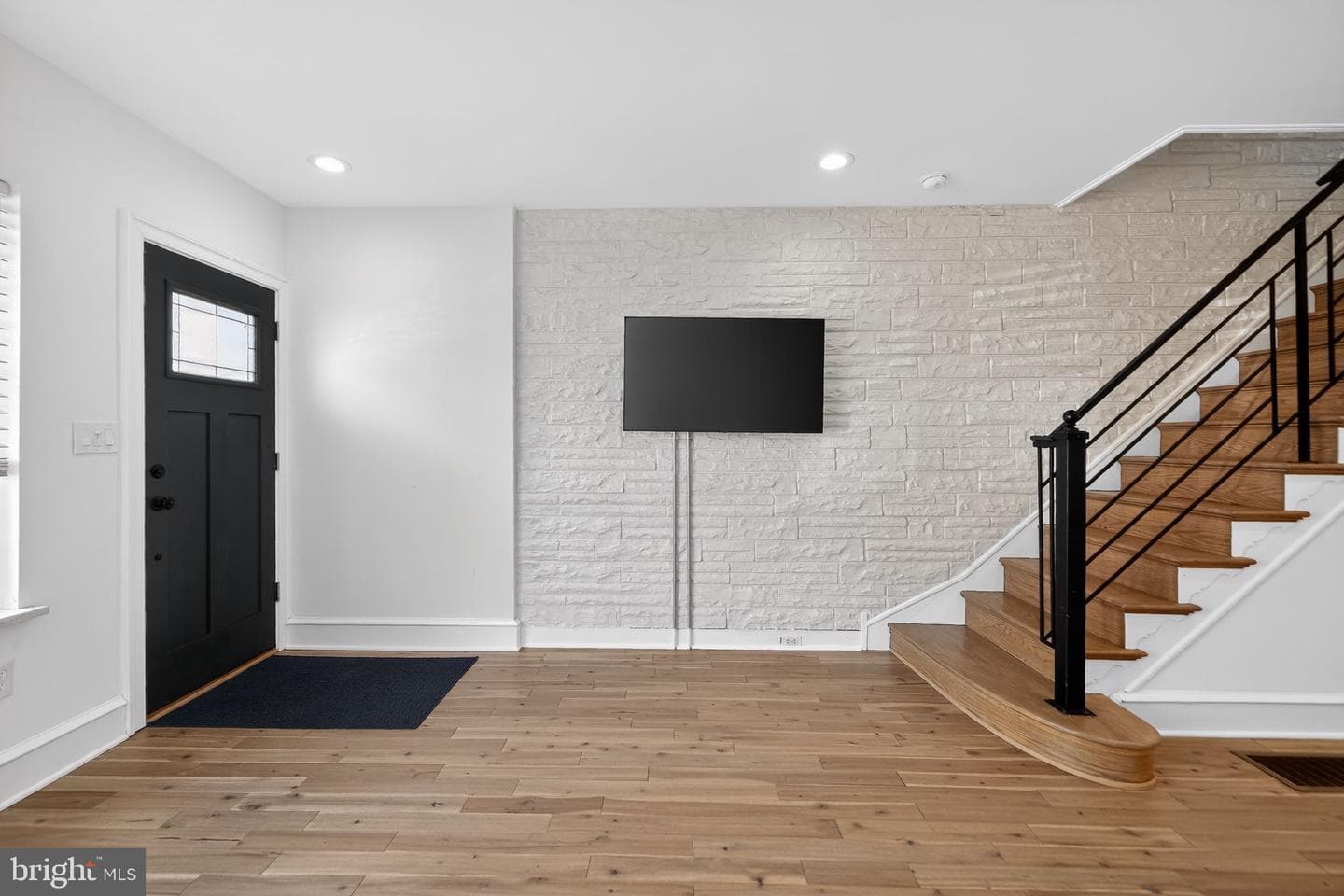 2627 S Camac Street photo 8