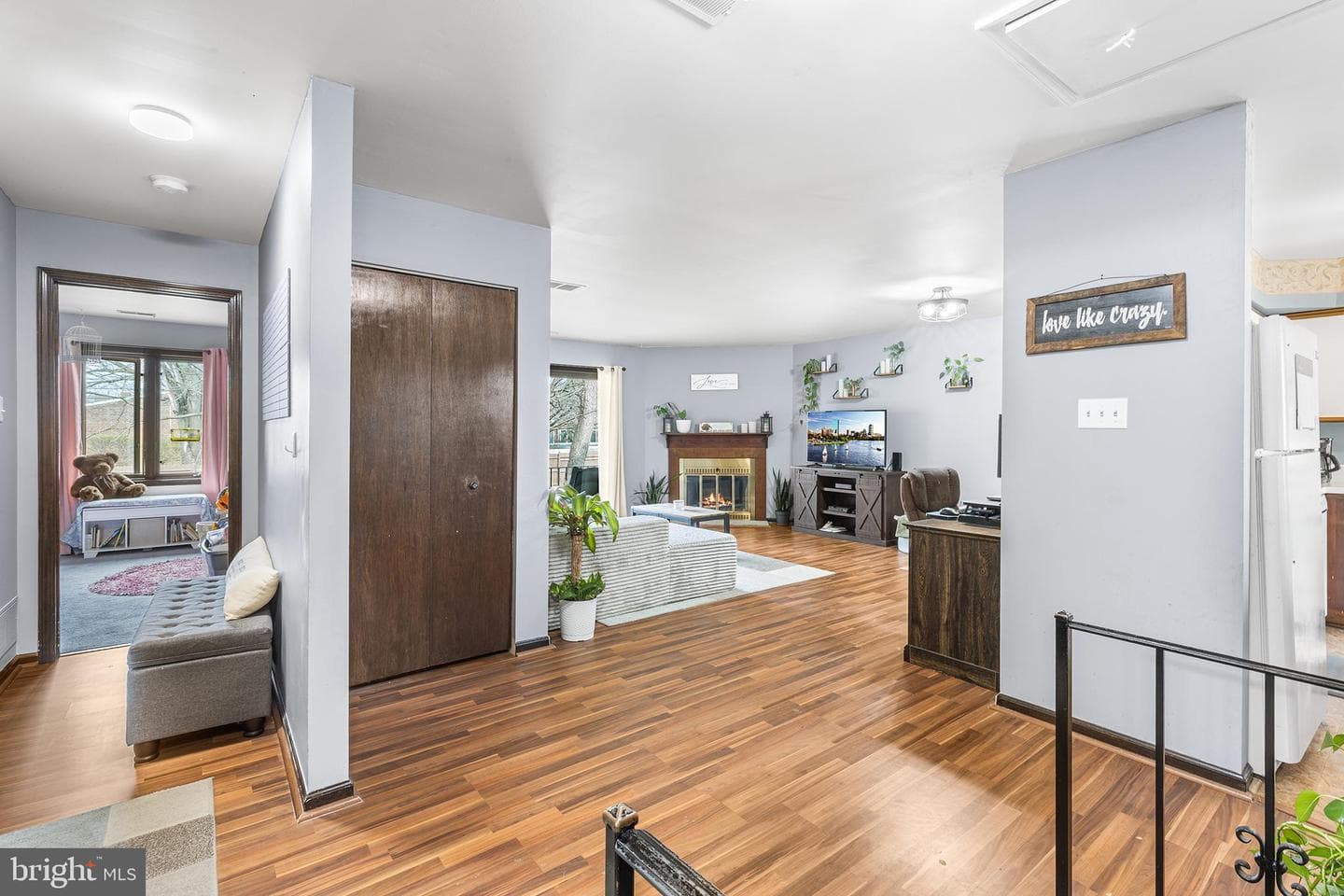 9019 Ayrdale Crescent #48a photo 3