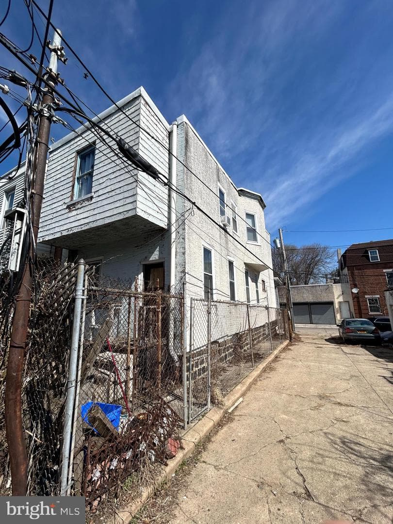 1138 S Paxon Street photo 6