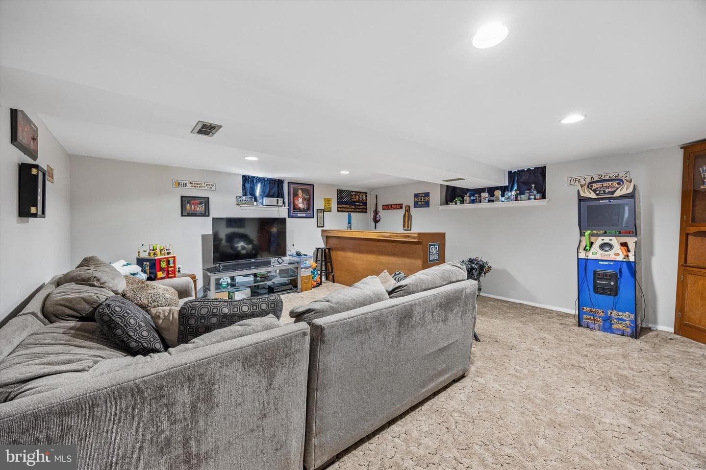 7613 Fillmore Street photo 17