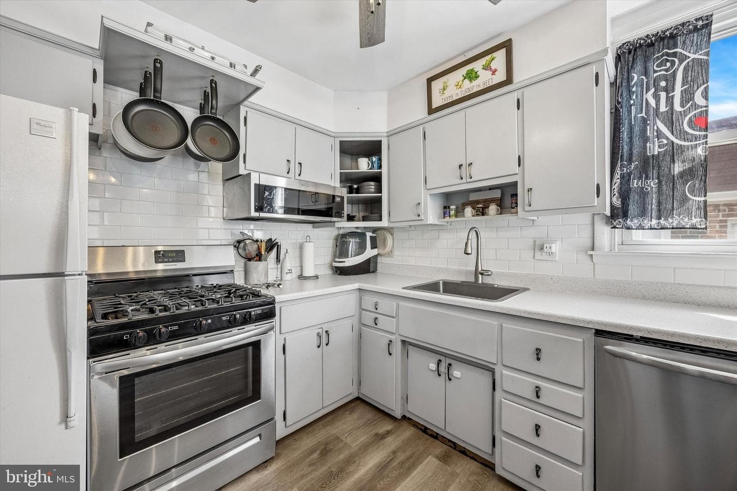 7613 Fillmore Street photo 7