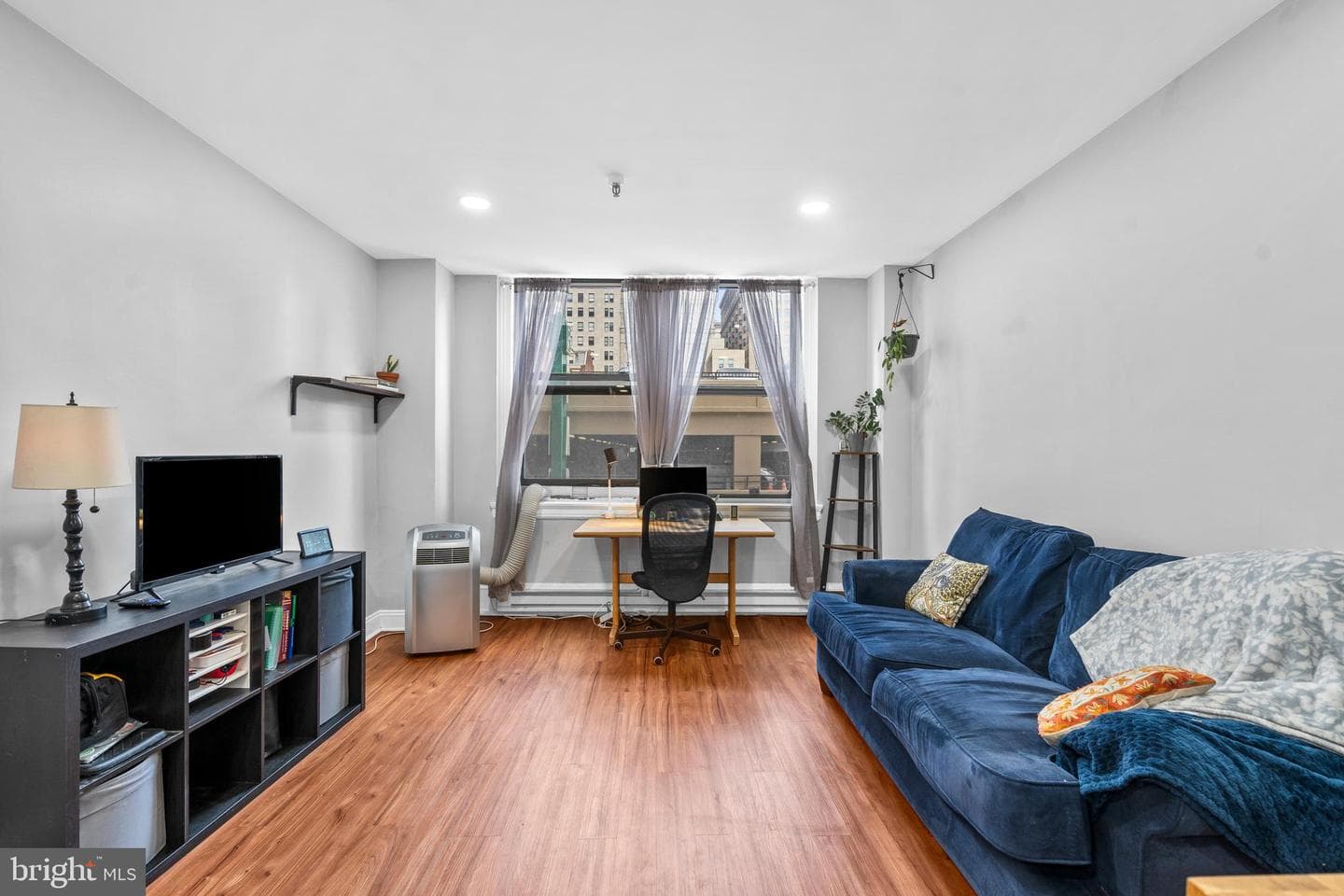 1324 Locust Street #203 photo 9