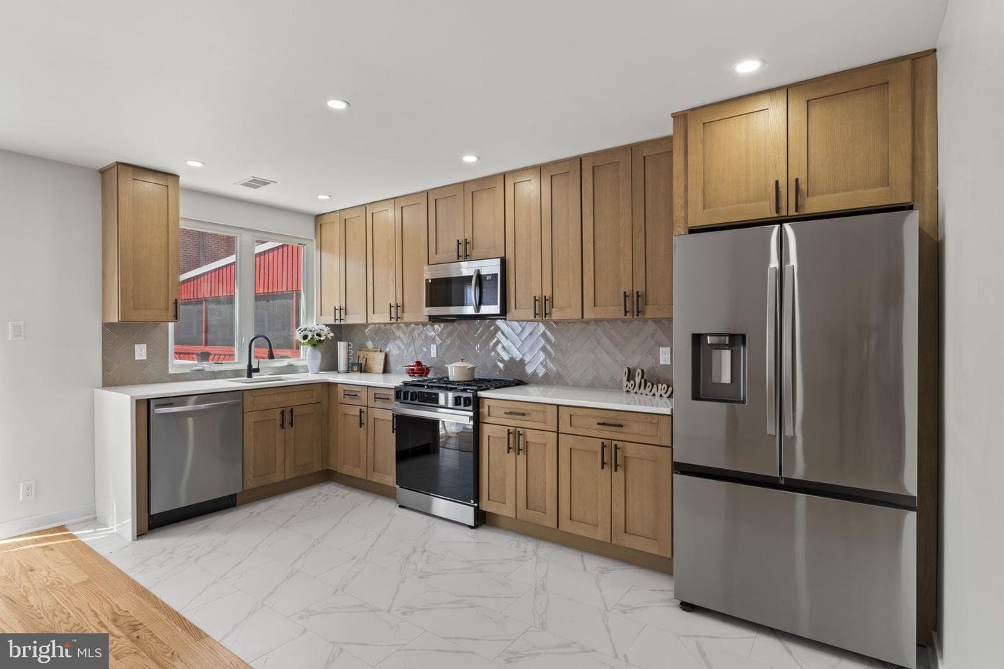 8654 Fayette Street photo 8