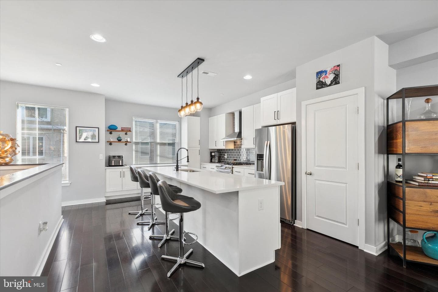 112 Kingsley Street photo 7