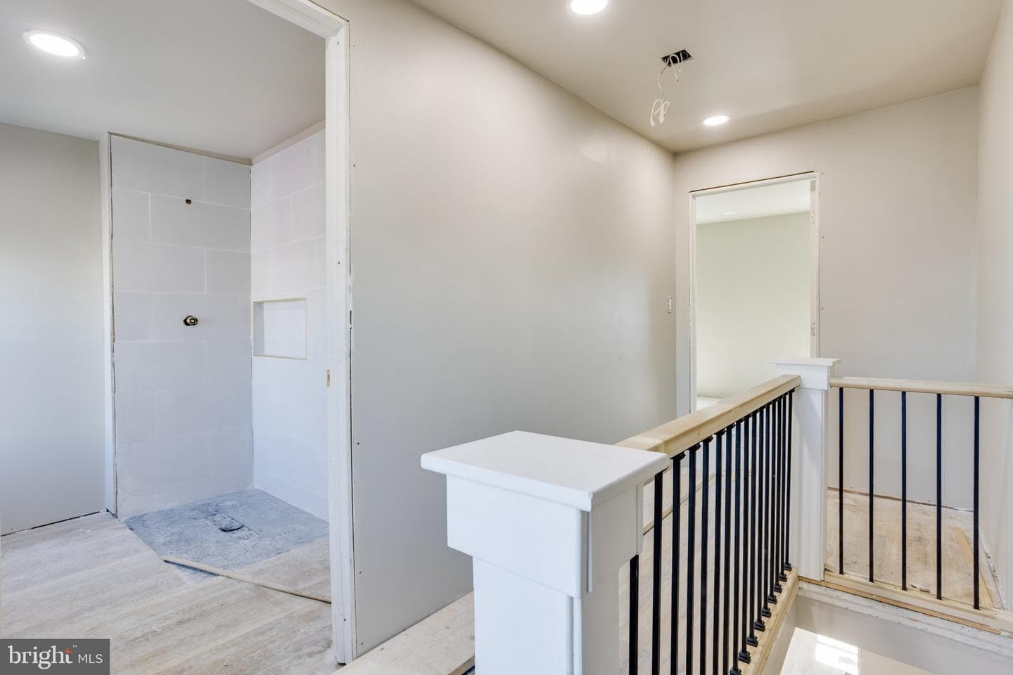 2526 Coral St photo 16