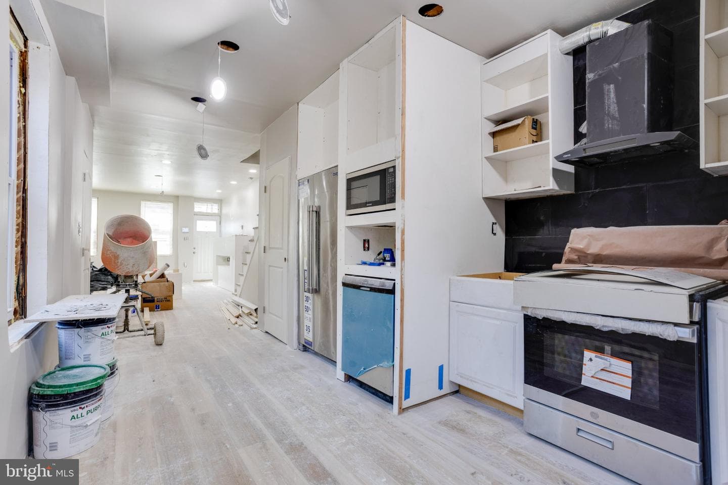 2526 Coral St photo 7