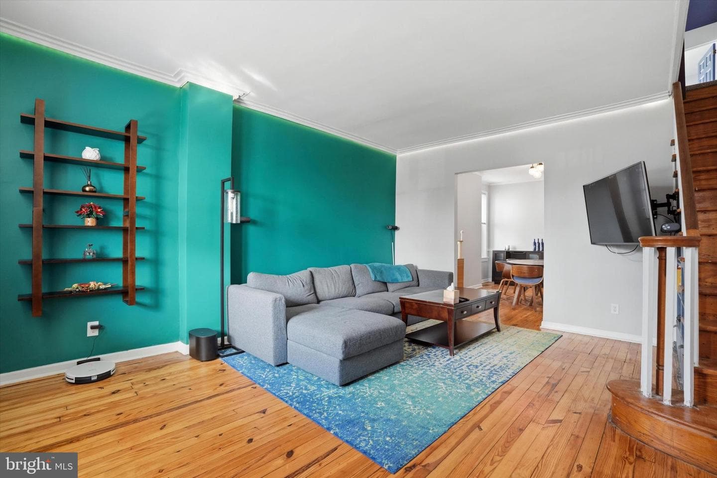 425 Righter Street photo 3