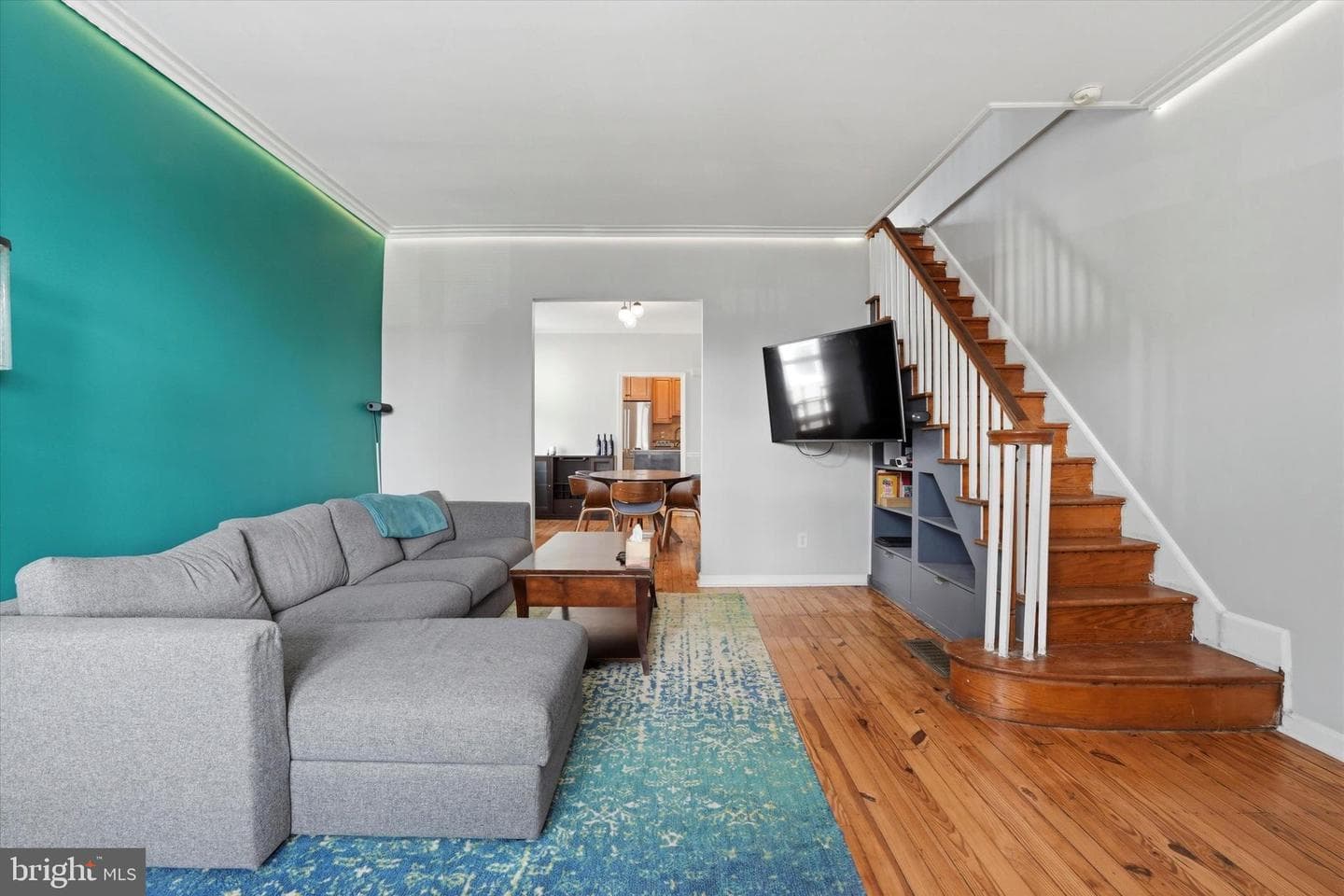 425 Righter Street photo 5