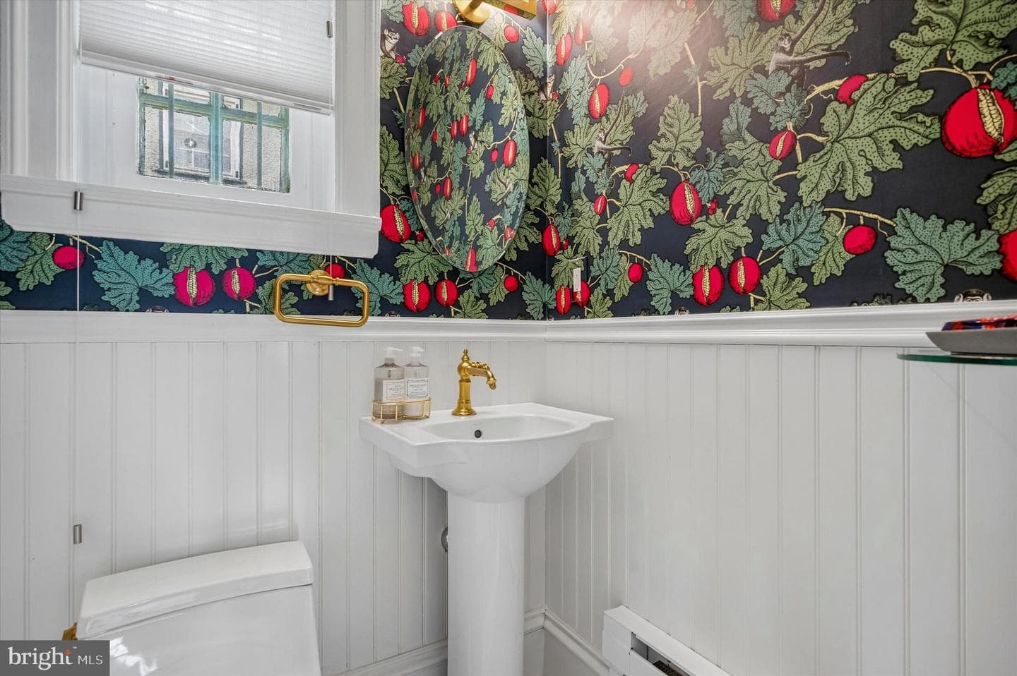 6482 Sherwood Road photo 23