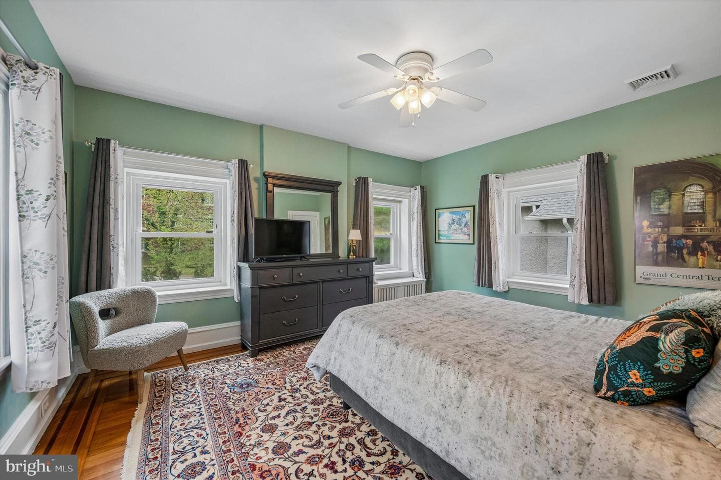 6482 Sherwood Road photo 28