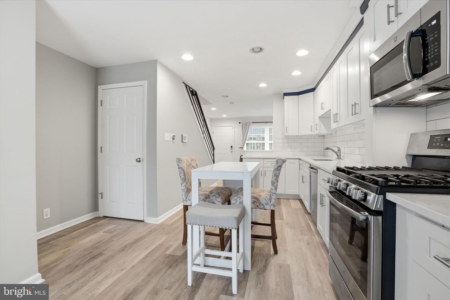 2537 Federal Street photo 10