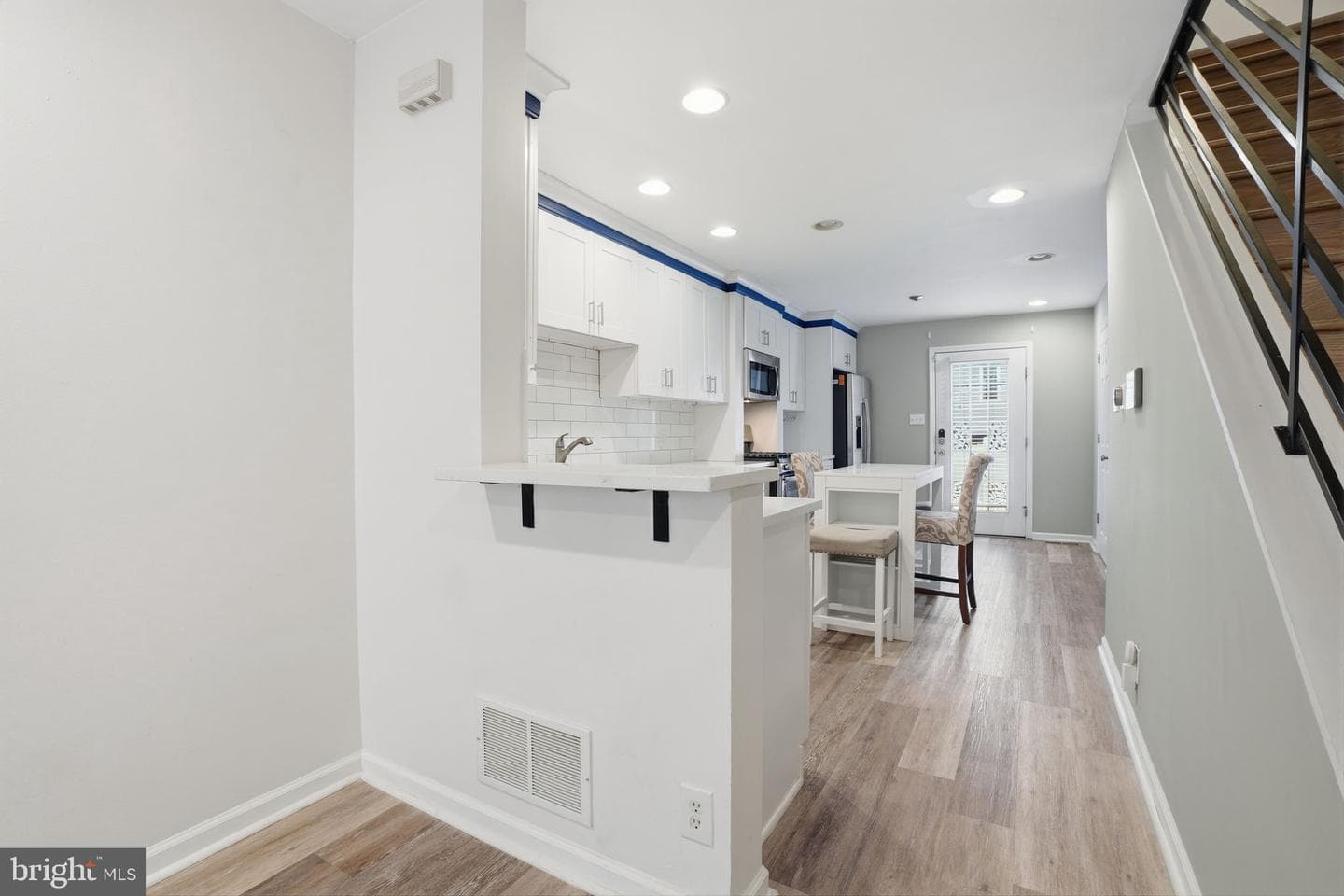 2537 Federal Street photo 6