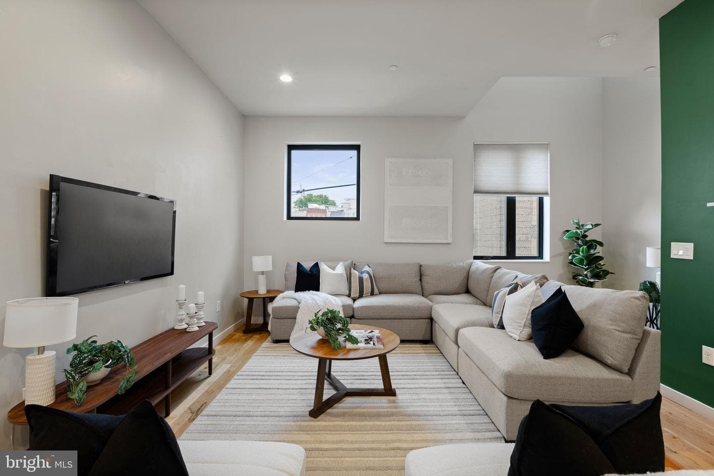 1720 Folsom Street #b photo 14