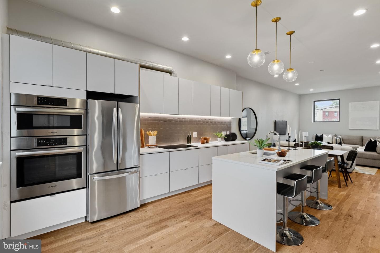 1720 Folsom Street #b photo 5
