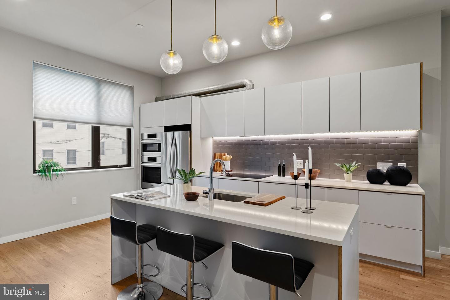 1720 Folsom Street #b photo 7