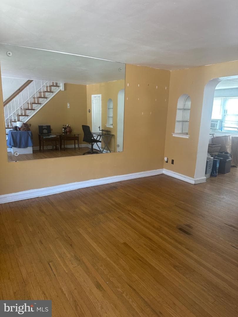 1514 Lardner Street photo 4