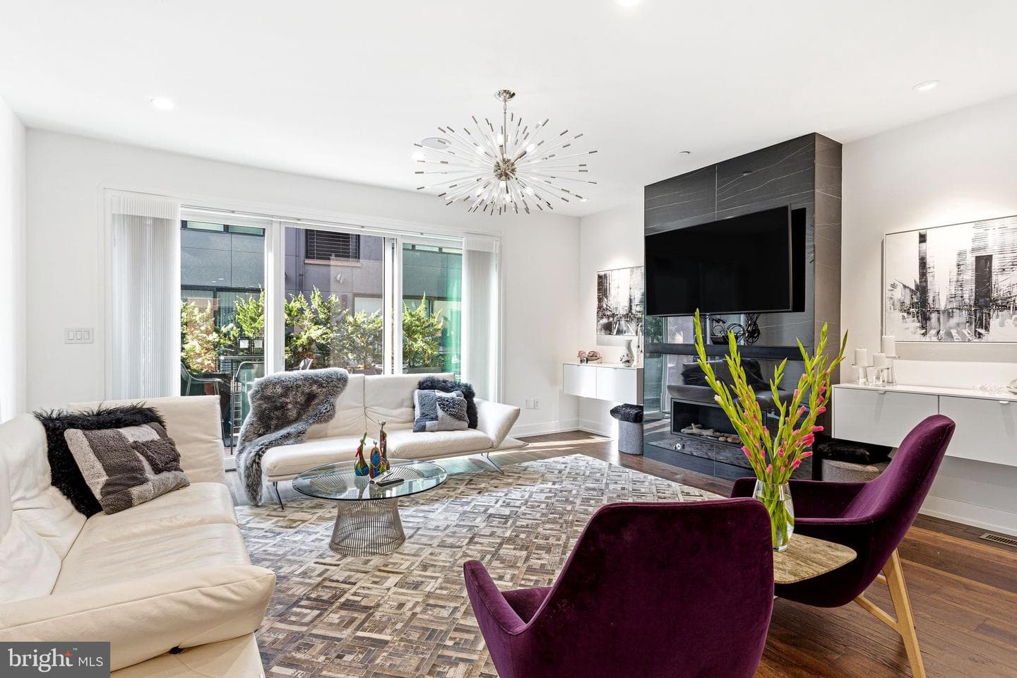 1328 Kater Street photo 3
