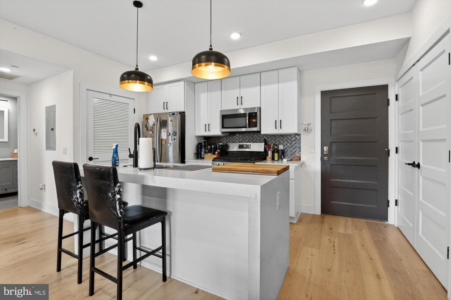 1232 N Front Street #3d photo 3