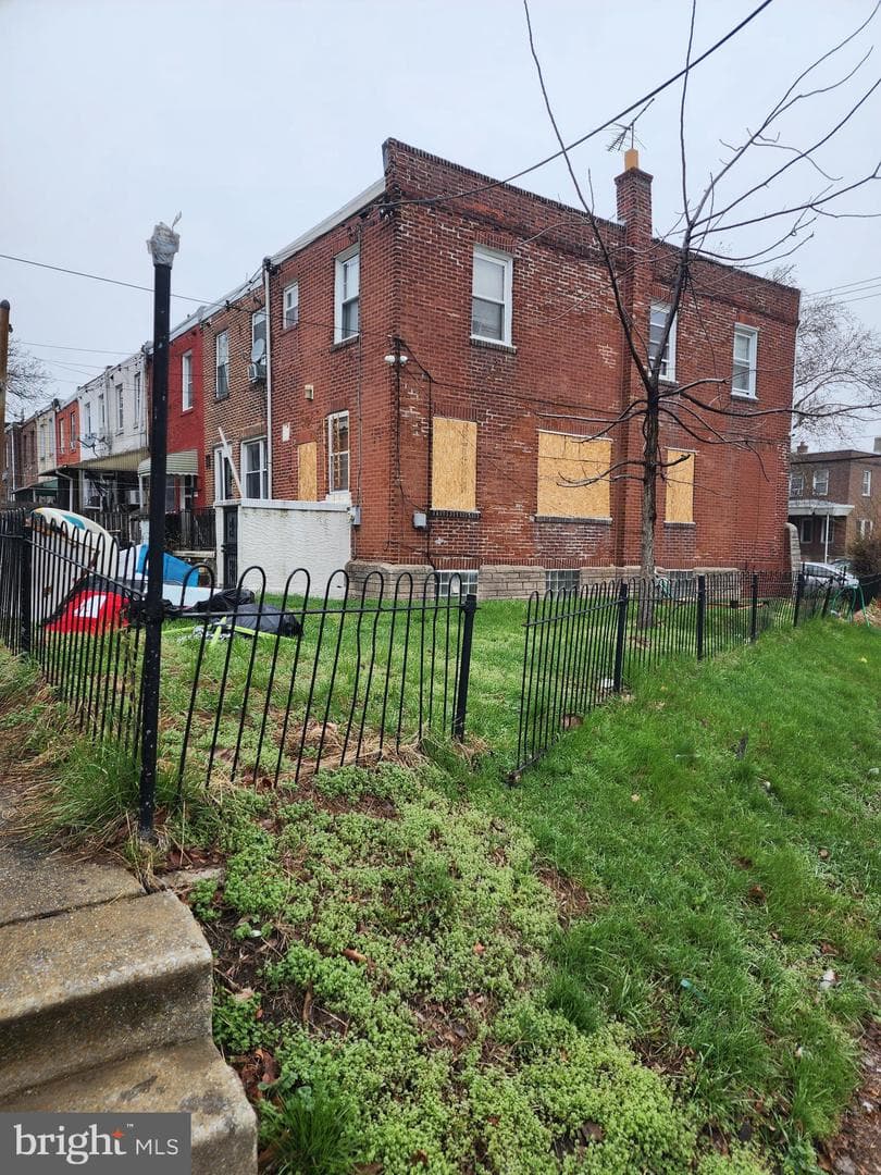 2650 S 61st Street photo 3