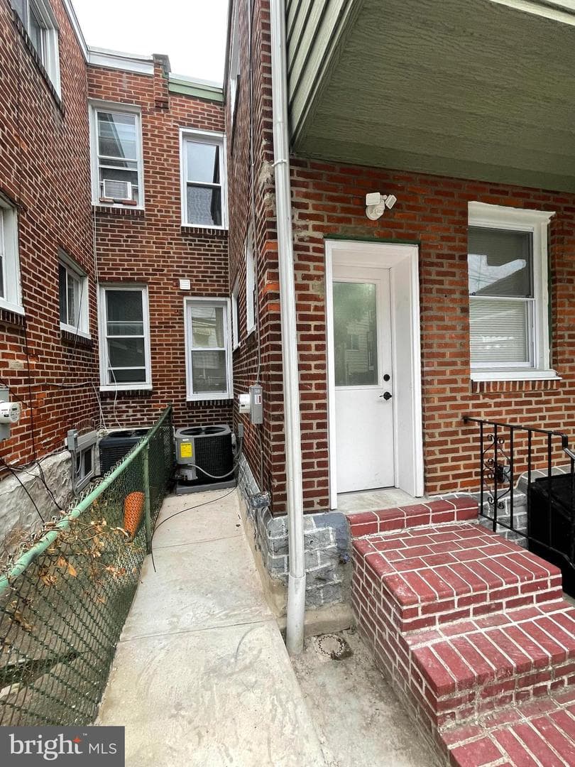 5038 Stenton Street photo 29