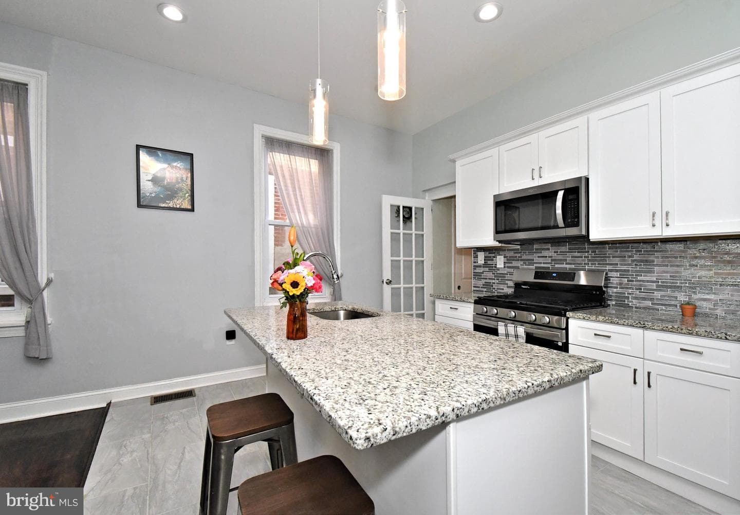 1325 N Redfield Street photo 15