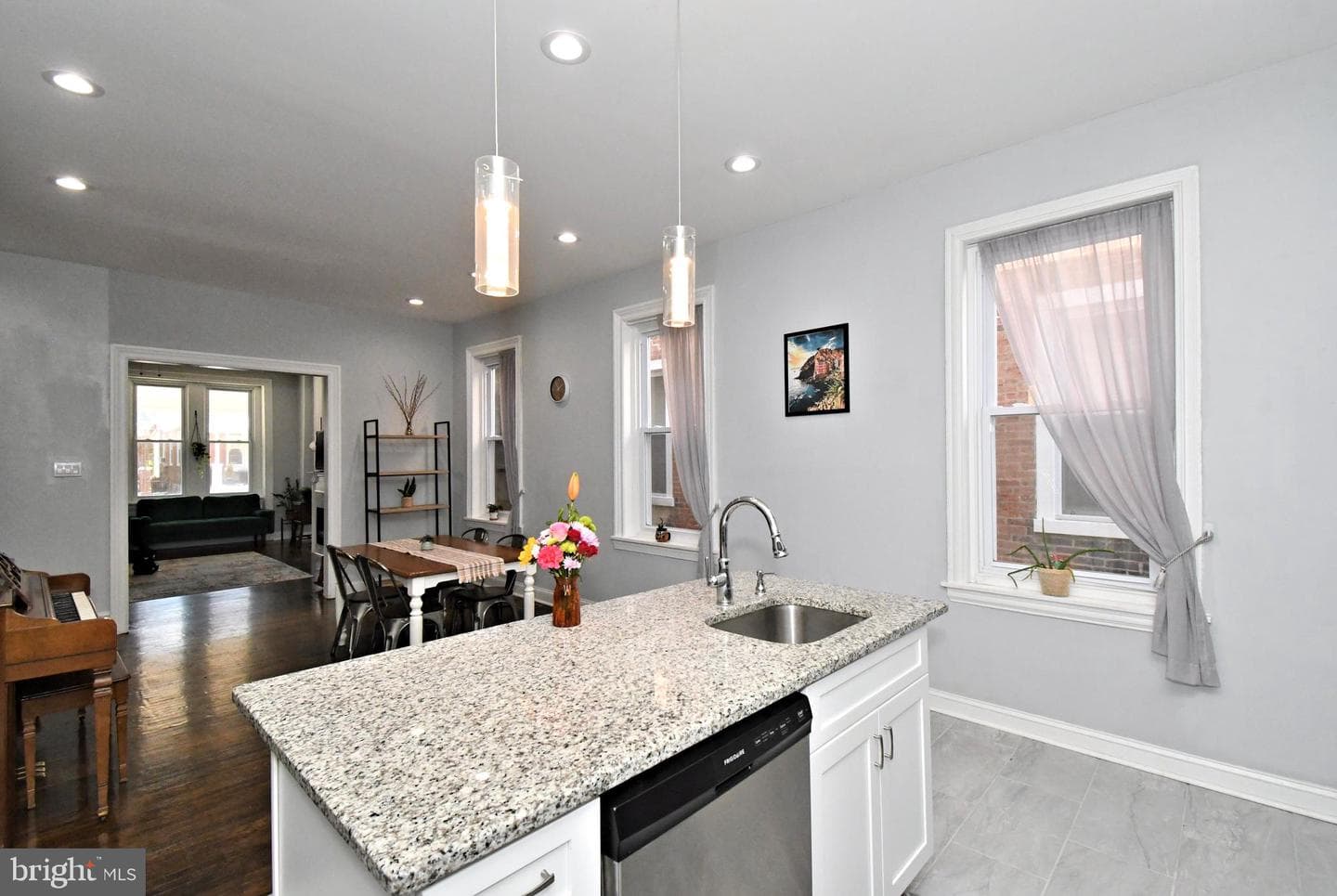 1325 N Redfield Street photo 18