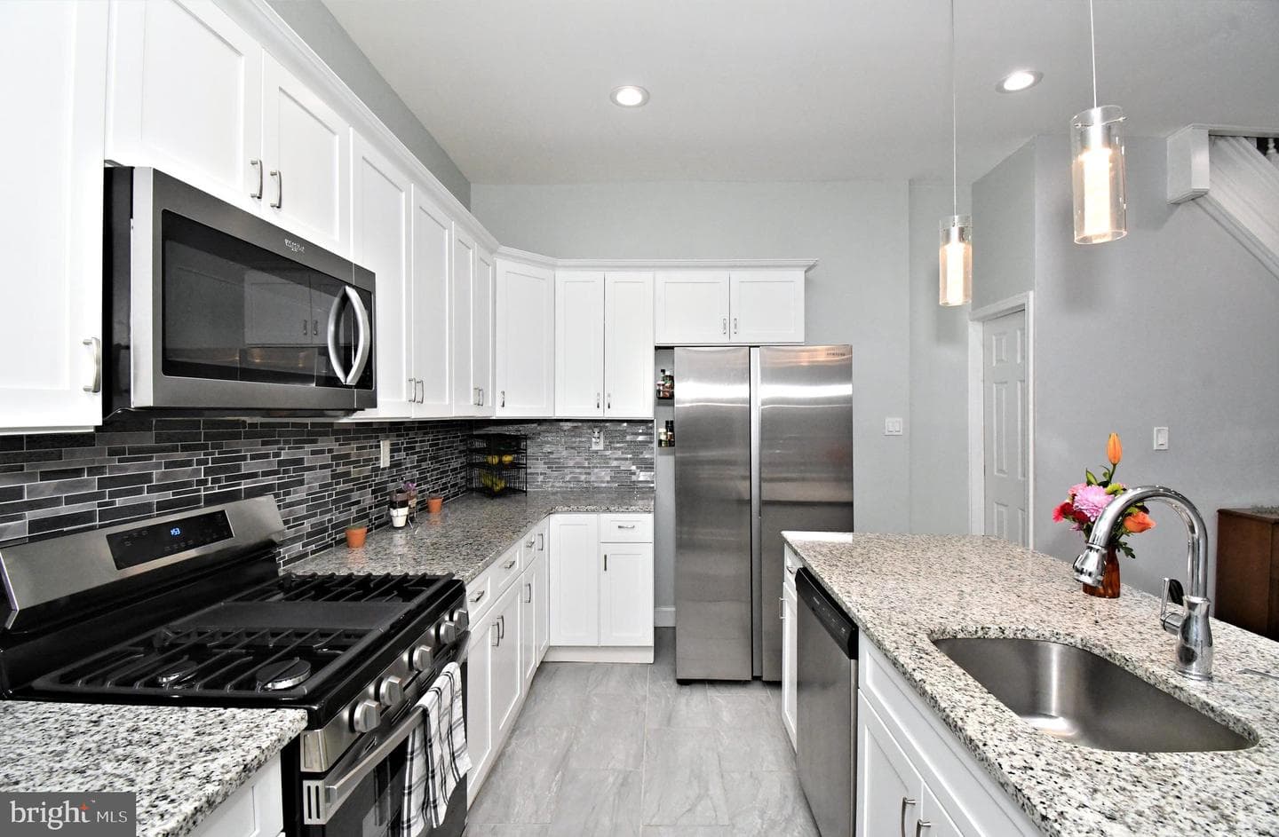 1325 N Redfield Street photo 20
