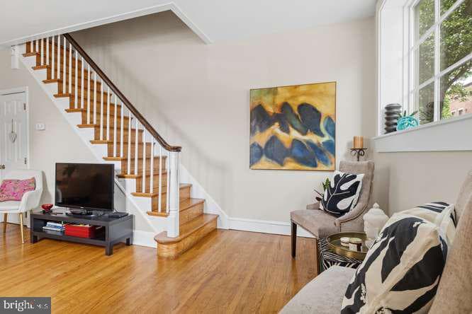 726 S 7th Street photo 4