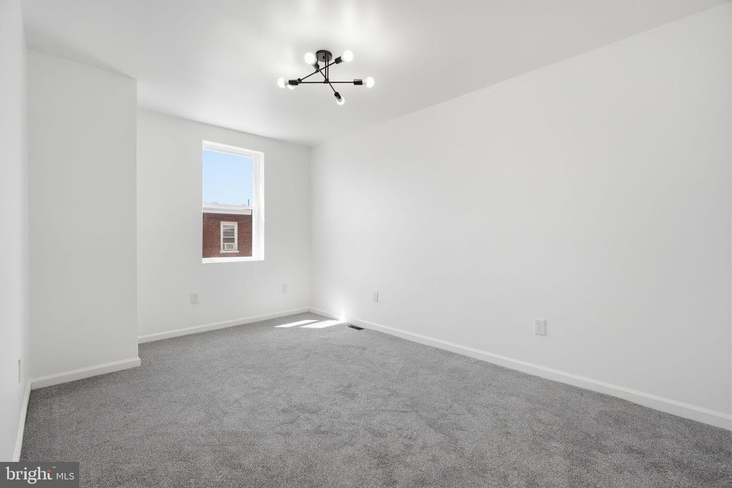 7430 Rugby Street photo 36