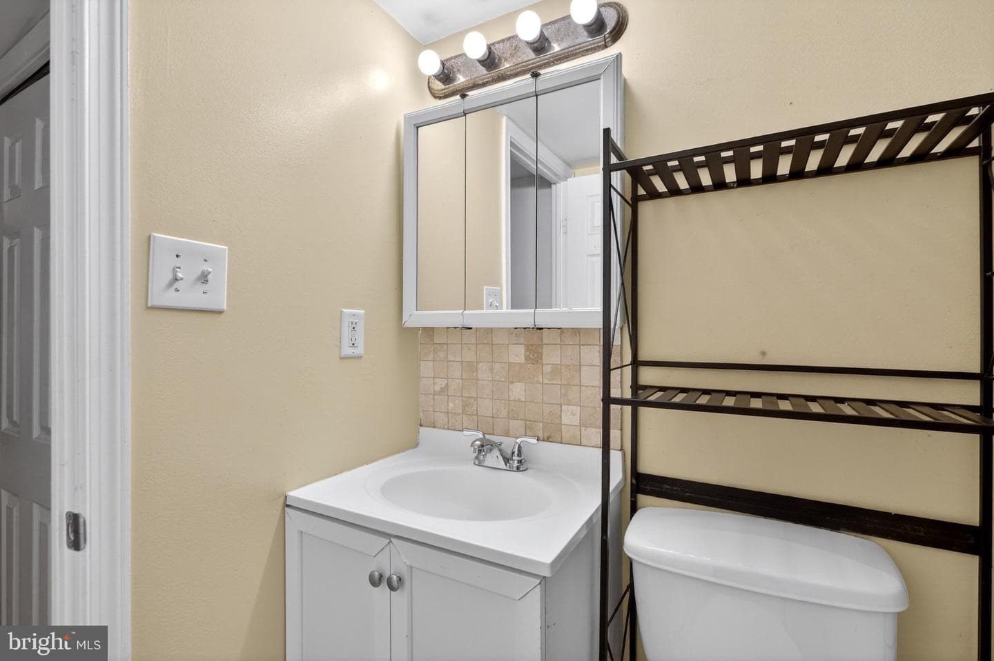 5726 Jackson Street photo 17