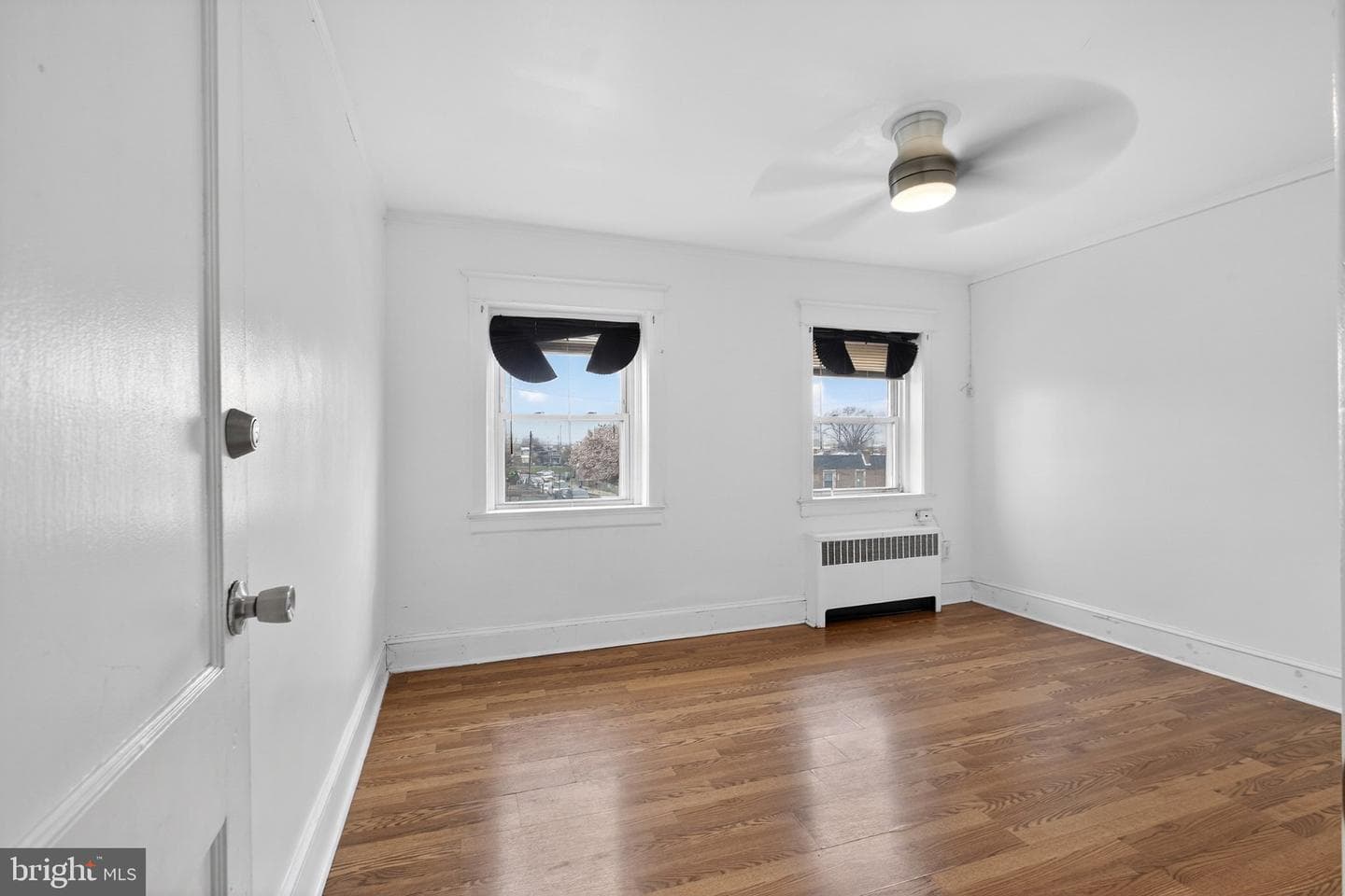 5726 Jackson Street photo 32