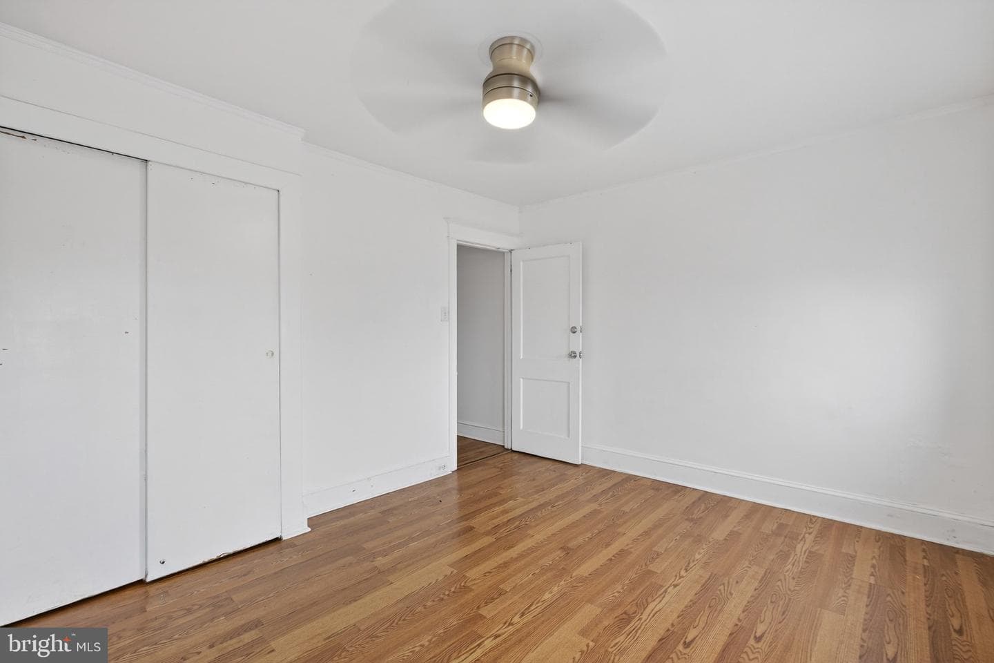5726 Jackson Street photo 37