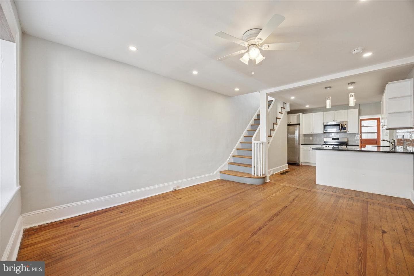 135 East Street photo 3