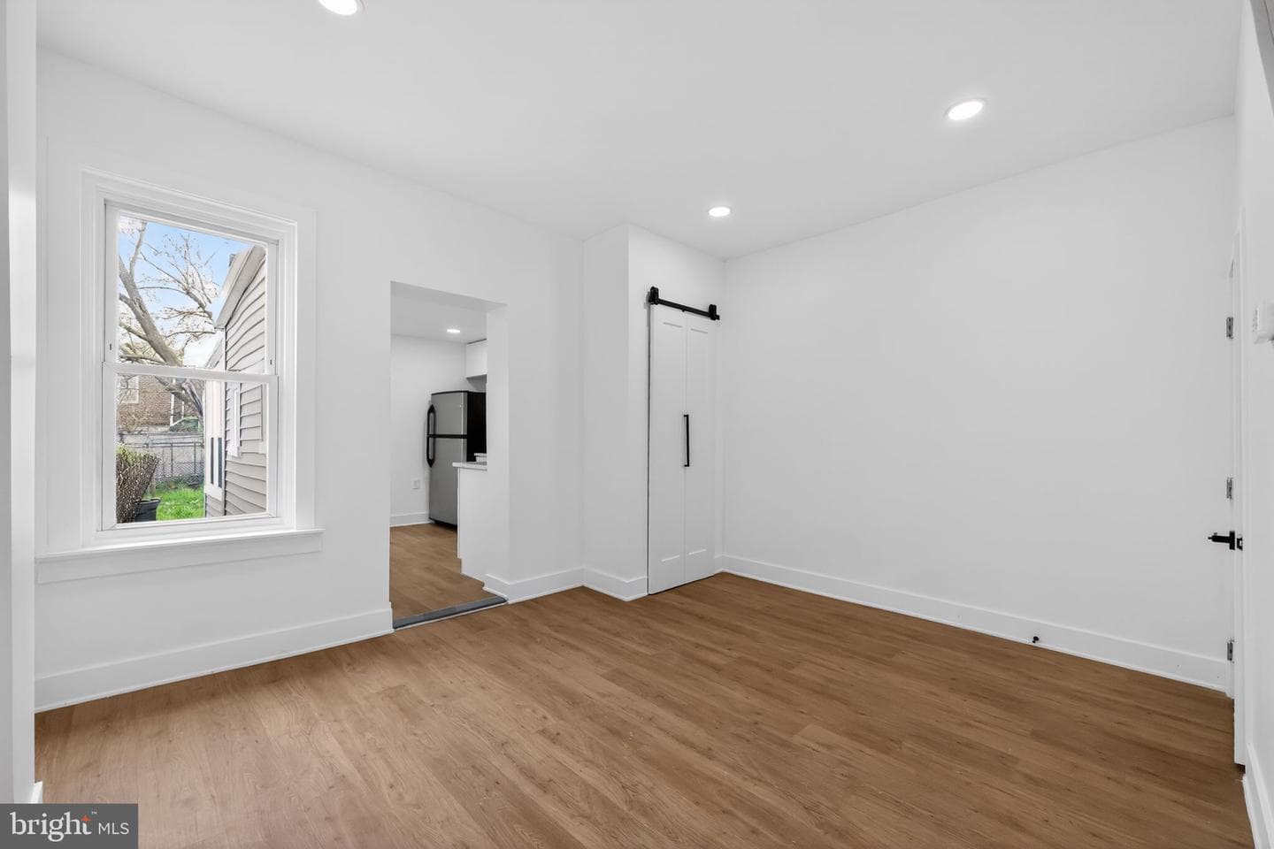 5141 Charles Street photo 10