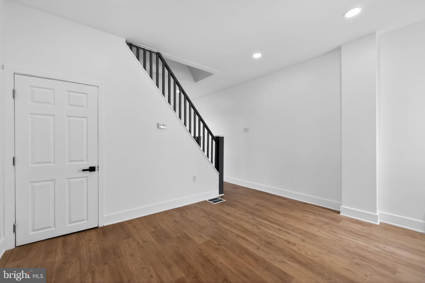 5141 Charles Street photo 7