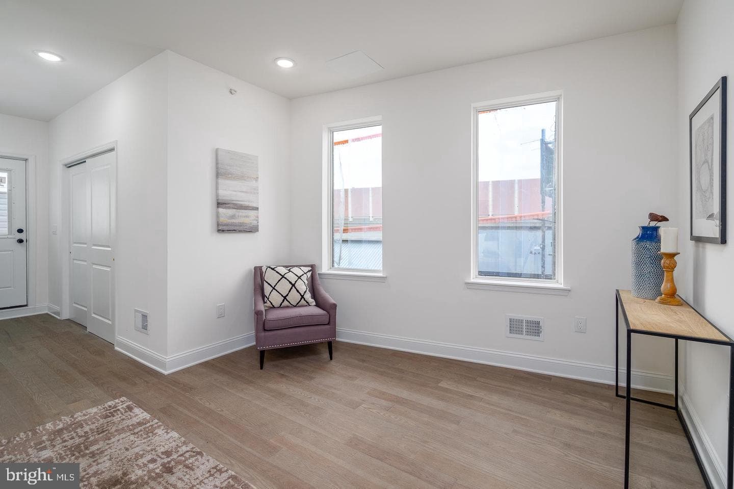 101 Ellsworth Street photo 23