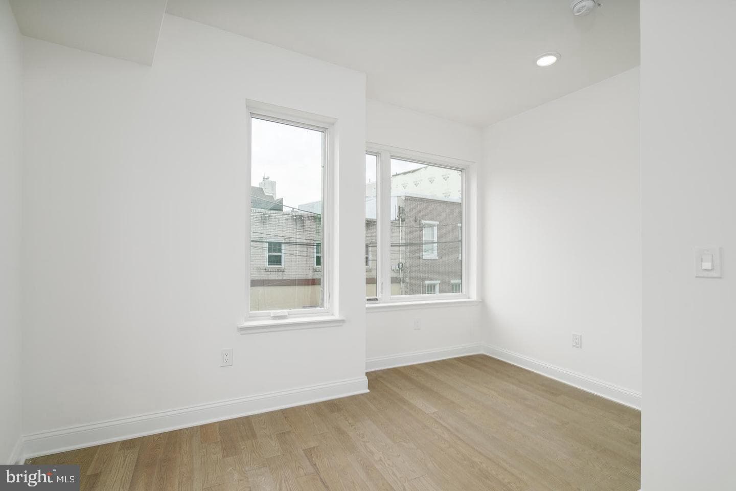 101 Ellsworth Street photo 26