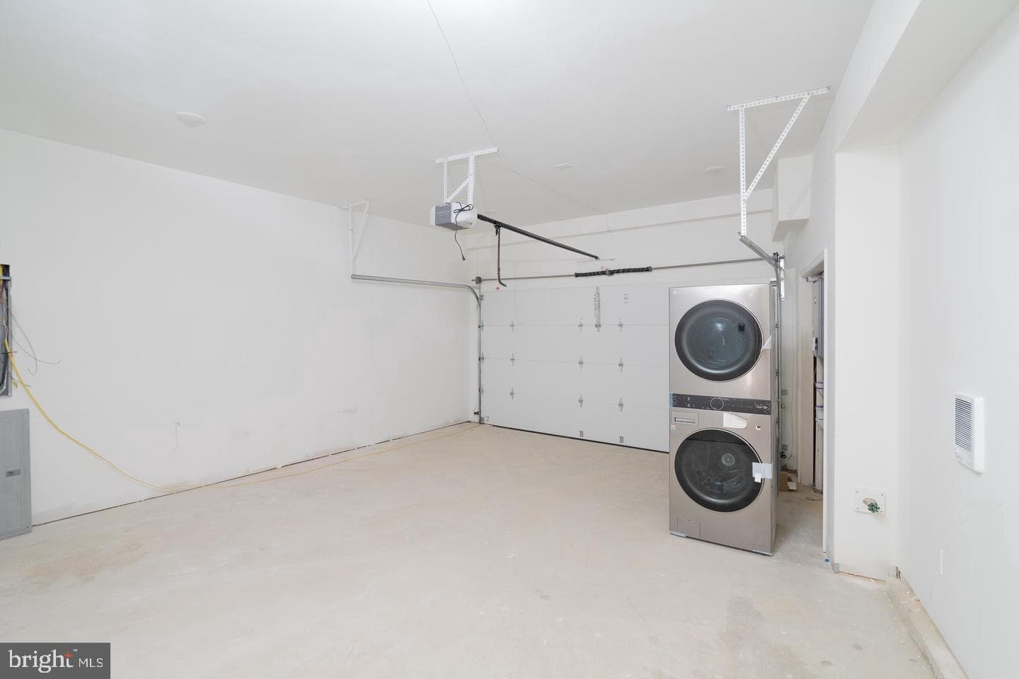 101 Ellsworth Street photo 35