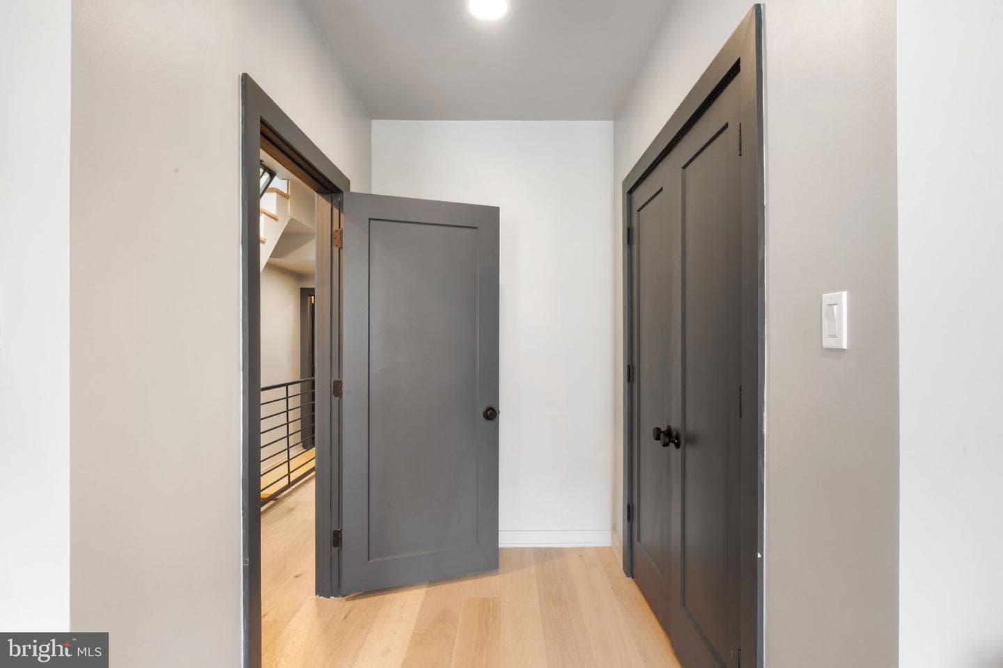 1932 E York Street photo 18